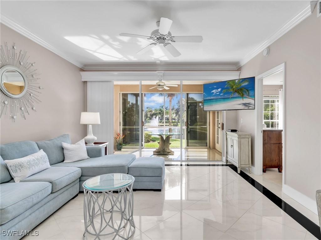 651 Wiggins Lake Dr. #101, Naples, FL 34110