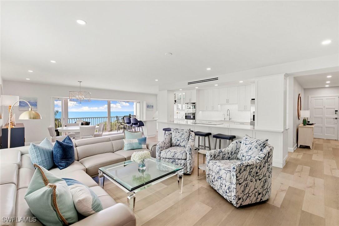 3401 Gulf Shore Blvd. #506, Naples, FL 34103