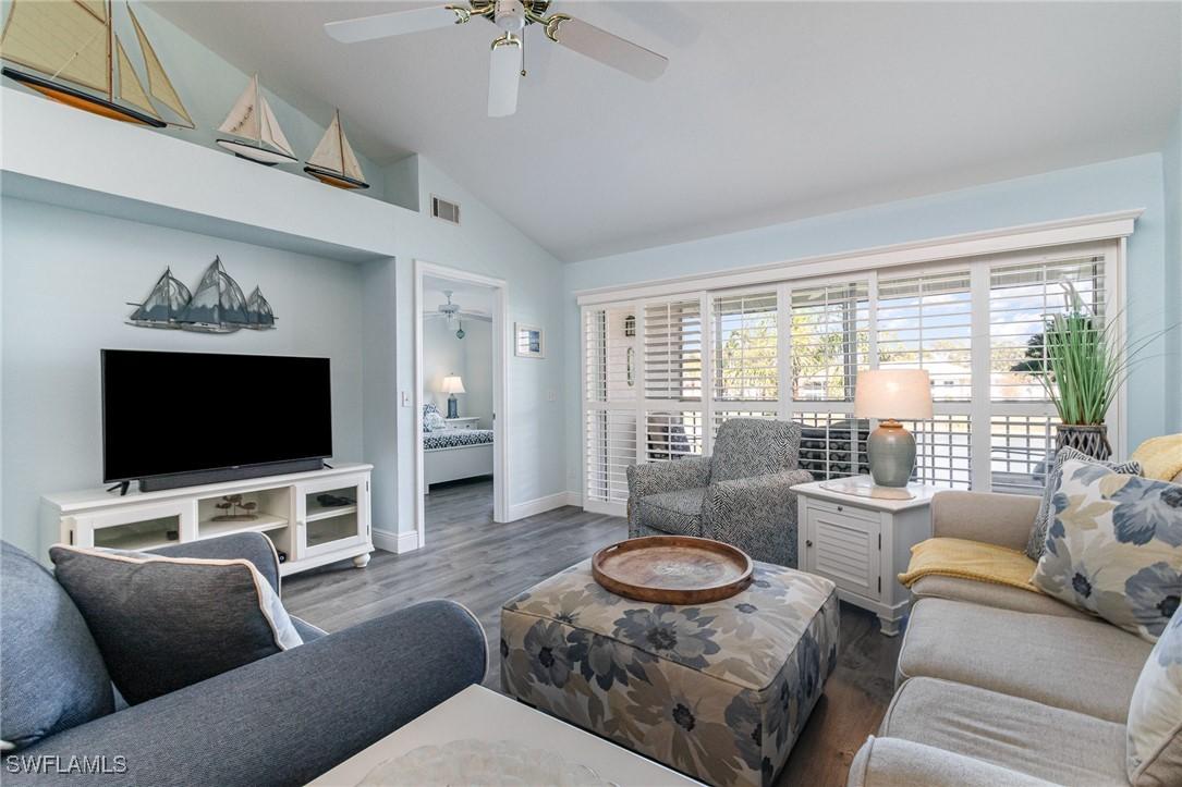 484 Belina Dr. #1404, Naples, FL 34104