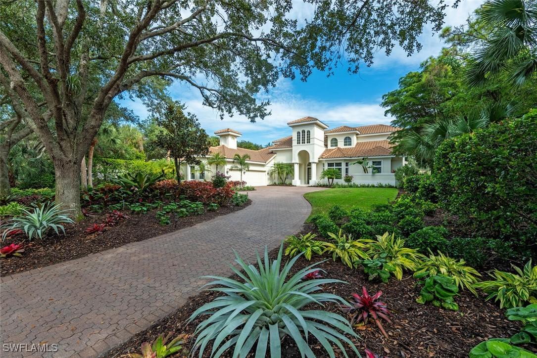1252 Pocantico Ln., Naples, FL 34110
