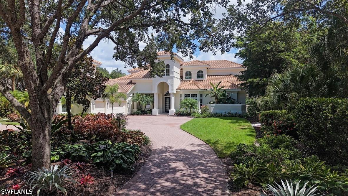 1252 Pocantico Ln., Naples, FL 34110
