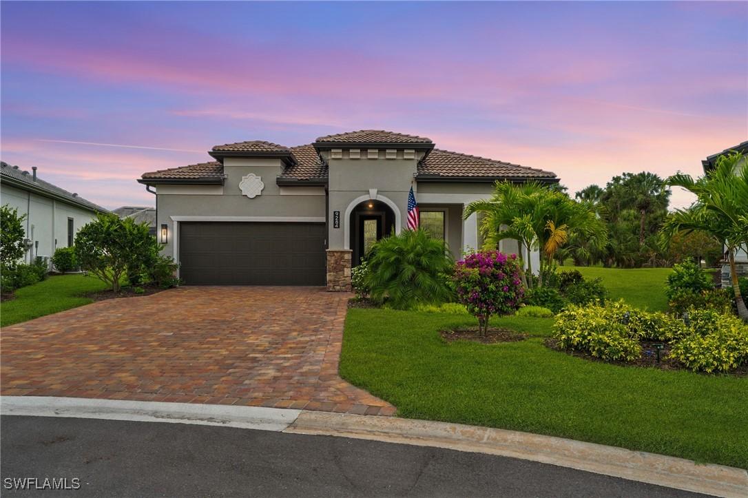 9284 Cormorant Dr., Naples, FL 34120