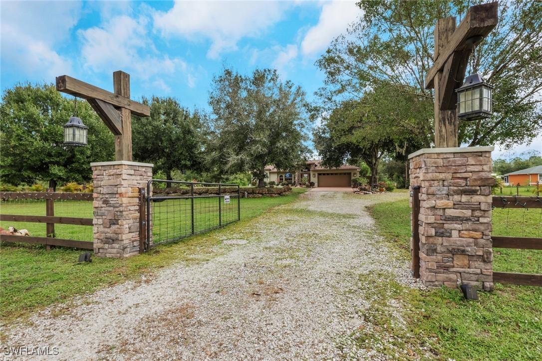 5160 44th St., Naples, FL 34120