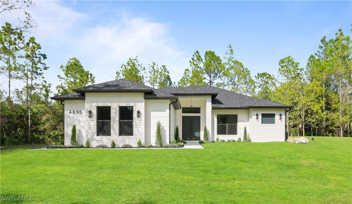 4895 22 Ave., Naples, FL 34117