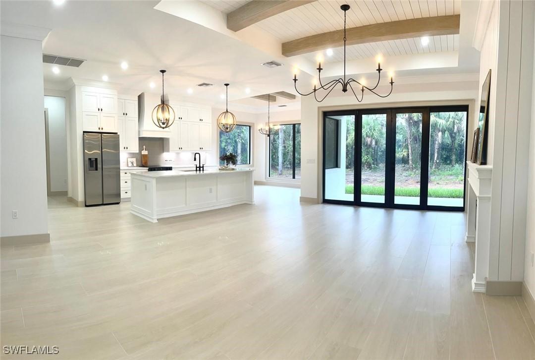 4895 22 Ave., Naples, FL 34117