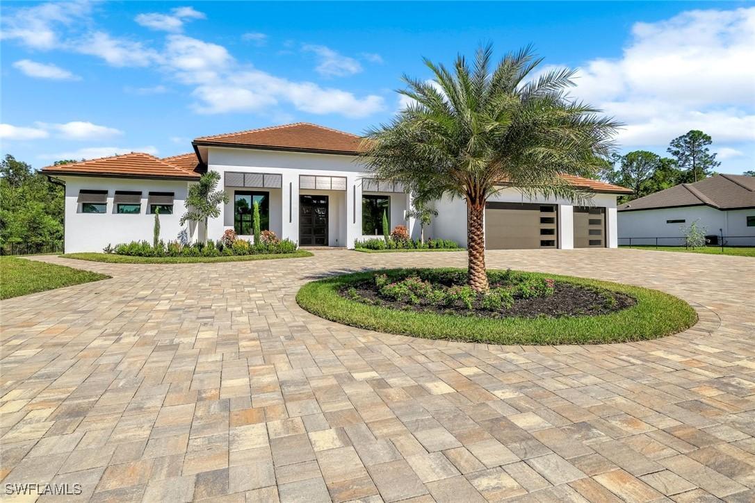 3691 21st Ave., Naples, FL 34117