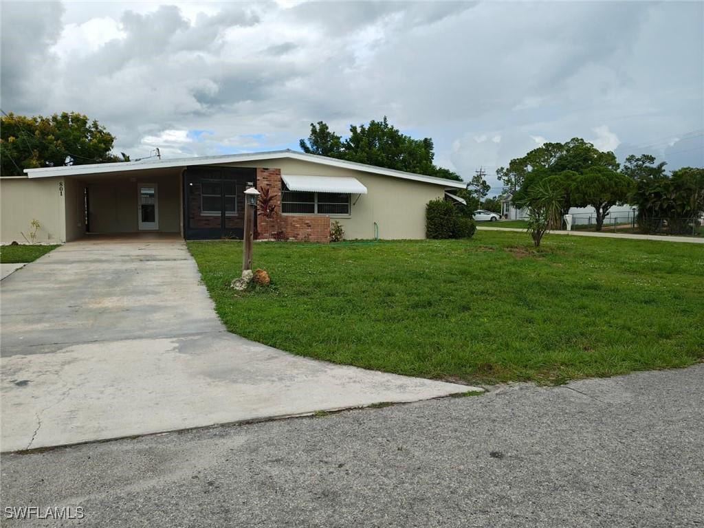 801 Perry Ave., Lehigh Acres, FL 33936