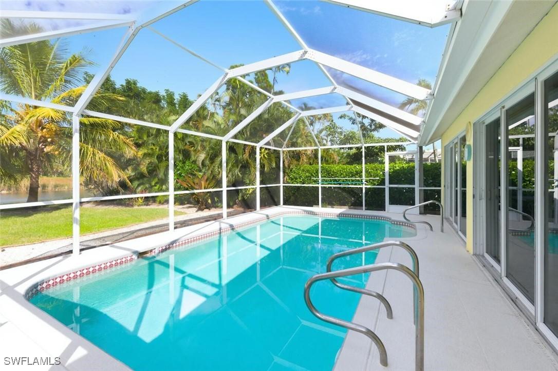 912 Belville Blvd., Naples, FL 34104