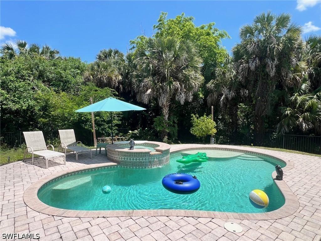 921 16th Ave., Naples, FL 34117