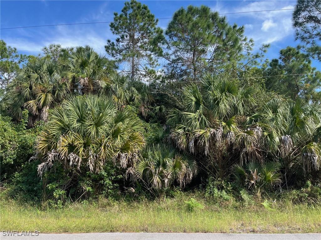 6th St., Naples, FL 34120