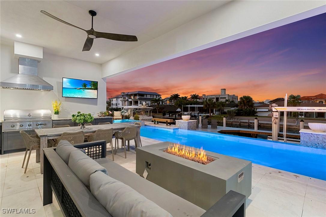 469 Germain Ave., Naples, FL 34108