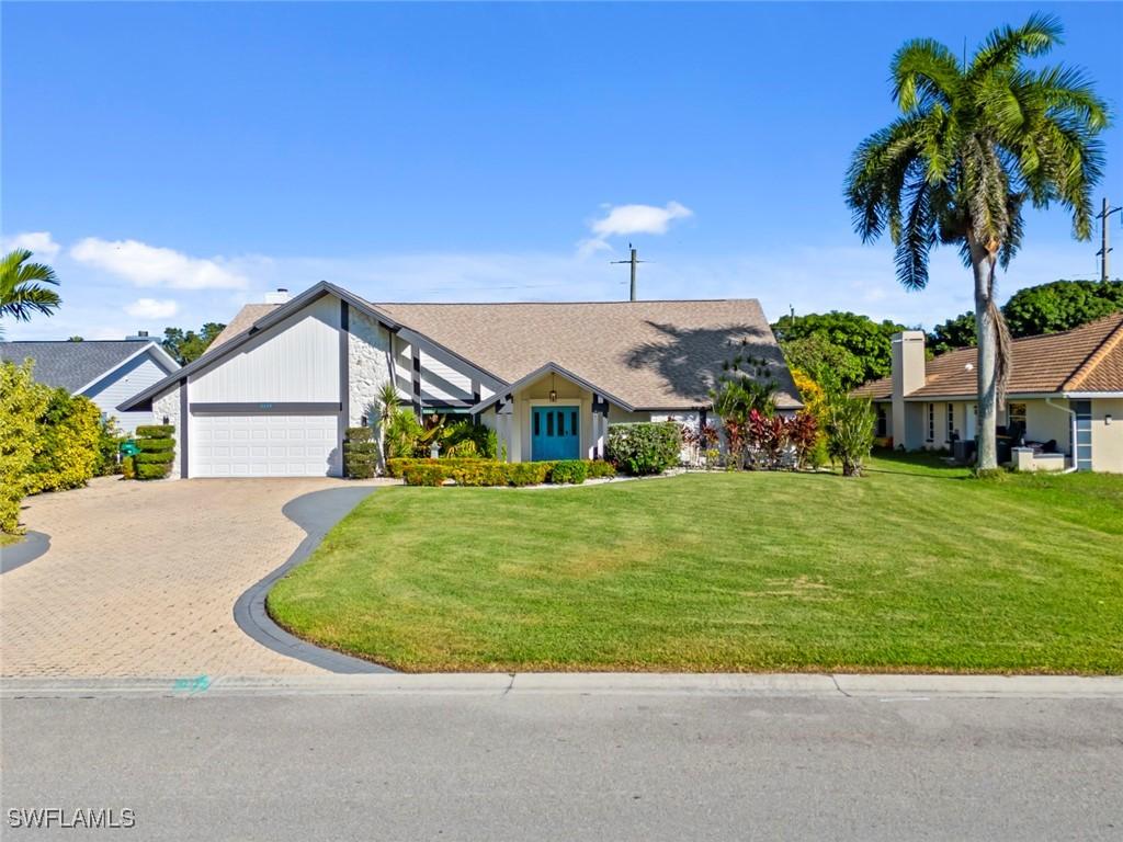 2529 Kings Lake Blvd., Naples, FL