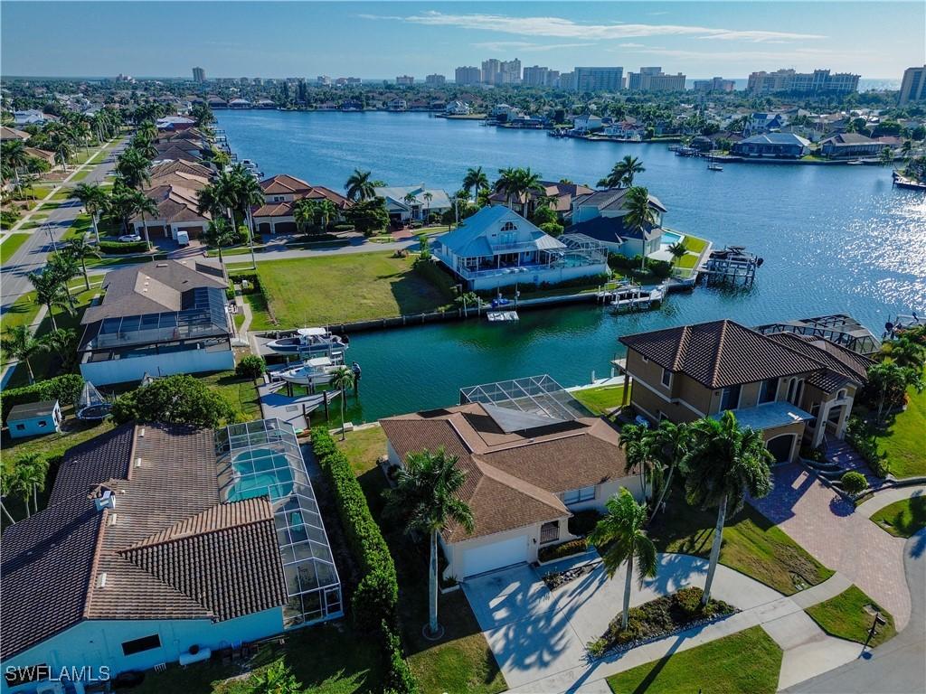 1041 Cara Ct., Marco Island, FL 34145