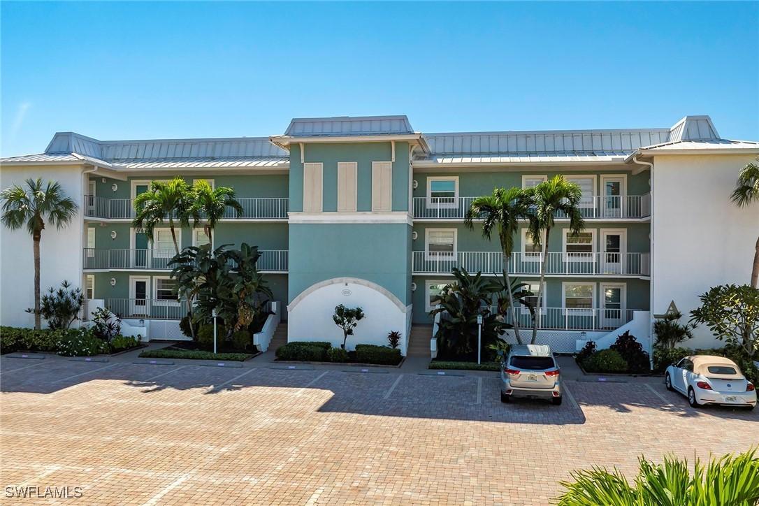 1200 Blue Point Ave. #A1, Naples, FL 34102