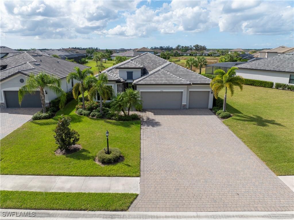 17661 Kinzie Ln., Estero, FL 33928