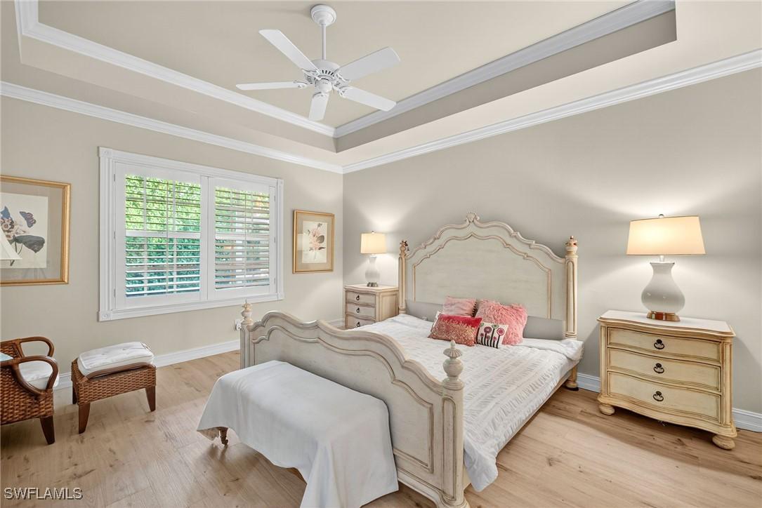 4822 Europa Dr., Naples, FL 34105