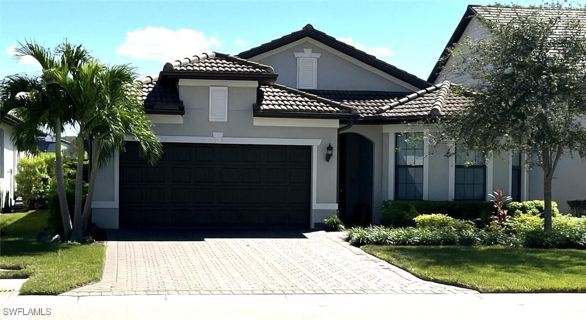 9241 Holden Dr., Fort Myers, FL 33967