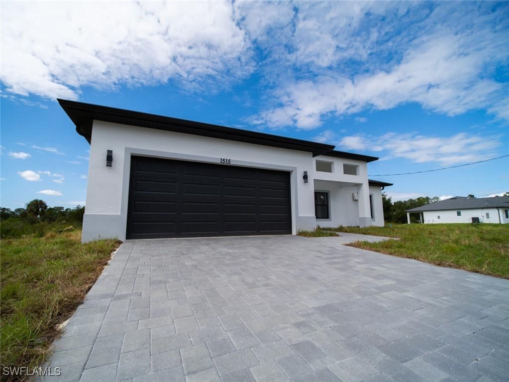 1515 Cortez Ave., Lehigh Acres, FL 33972