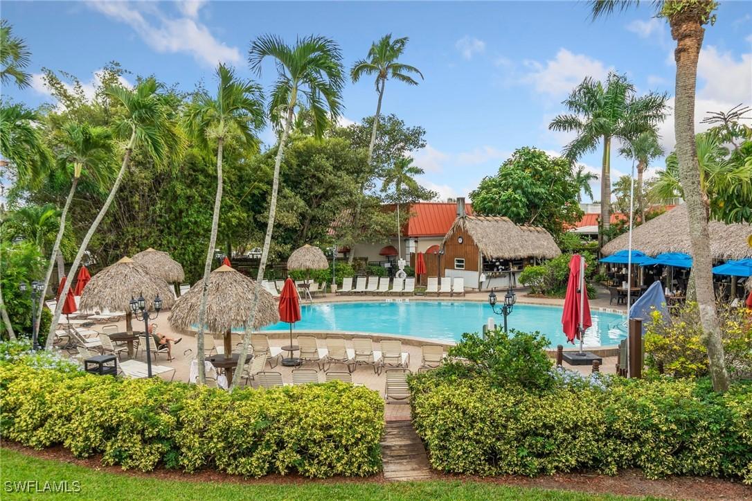 2555 Tamiami Tr. #204, Naples, FL 34103