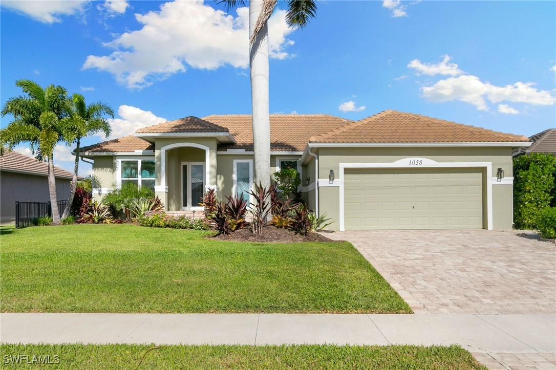 1058 Goldenrod Ave., Marco Island, FL 34145