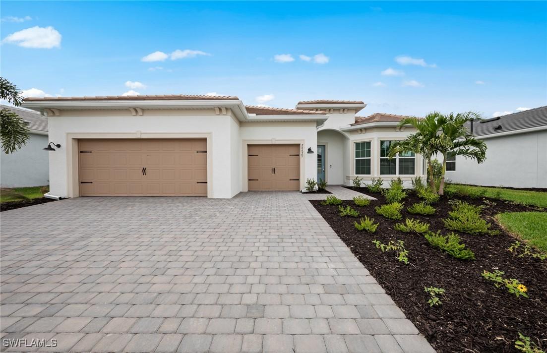 20025 Nickel Tr., Alva, FL 33920