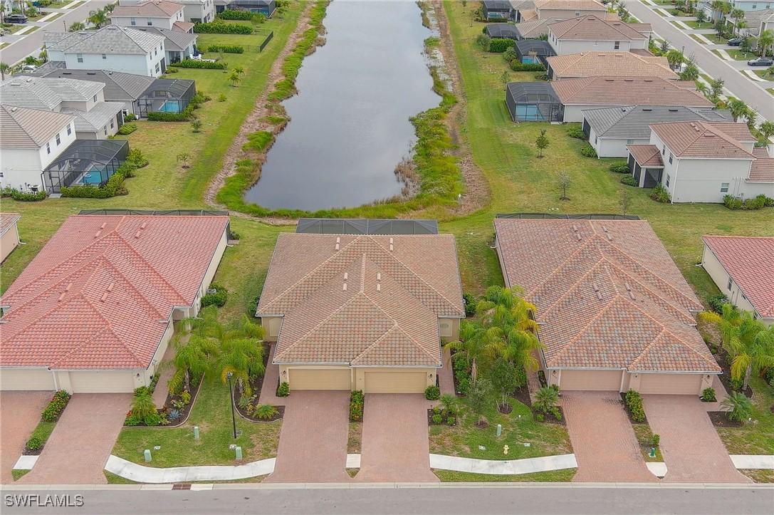 2652 Vine Ave., Naples, FL 34120