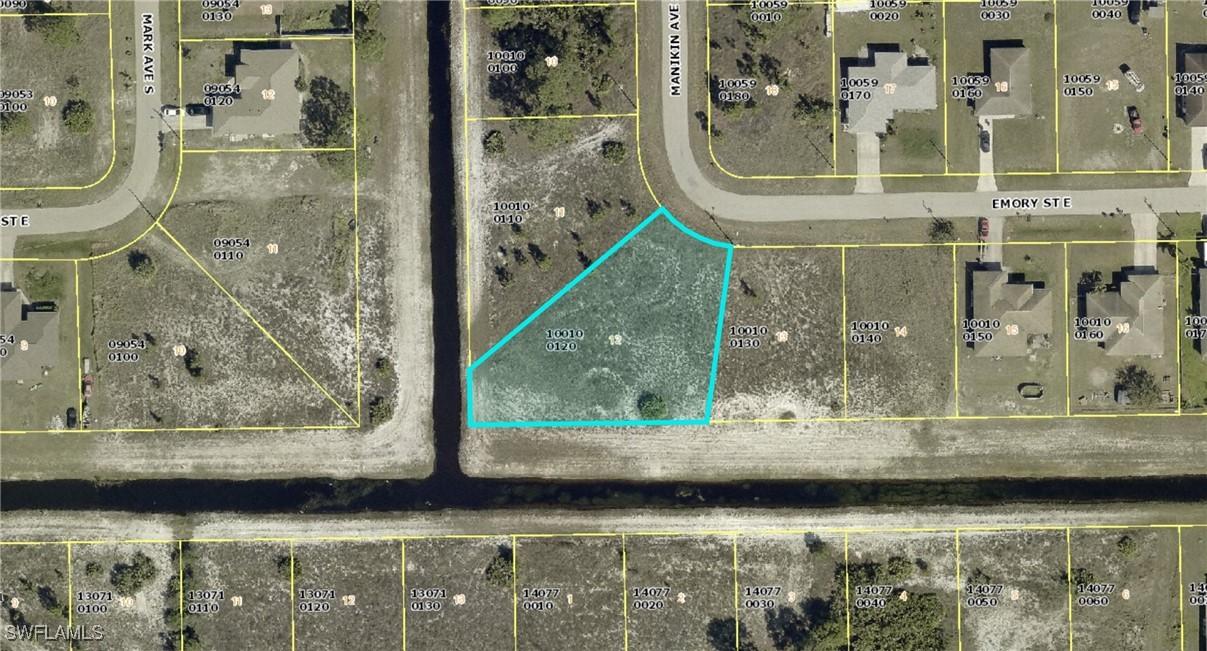 1134 Emory St., Lehigh Acres, FL 33974
