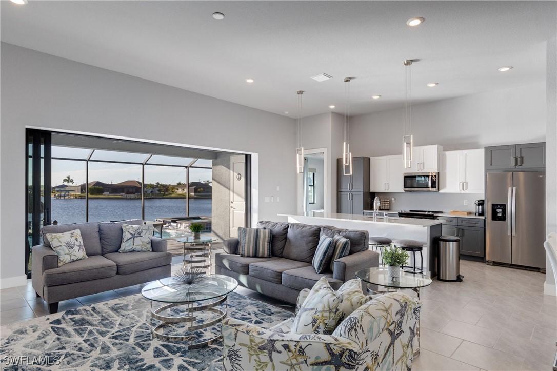 1720 Burnt Store Rd., Cape Coral, FL 33993