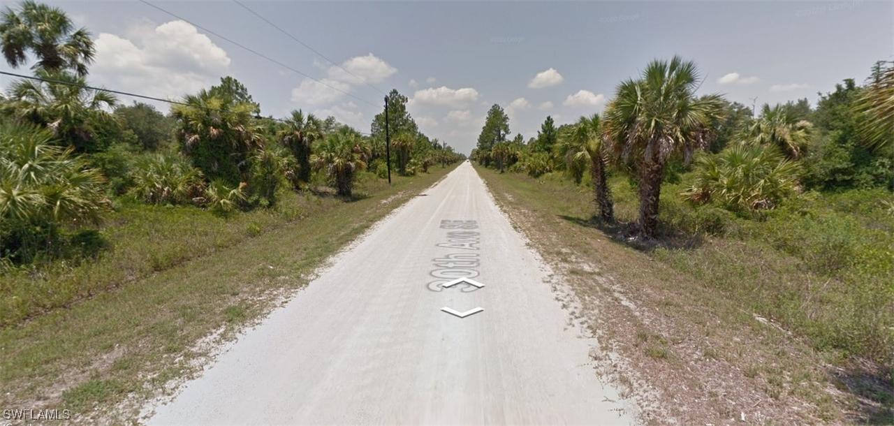 353800 30 Ave., Naples, FL 34117