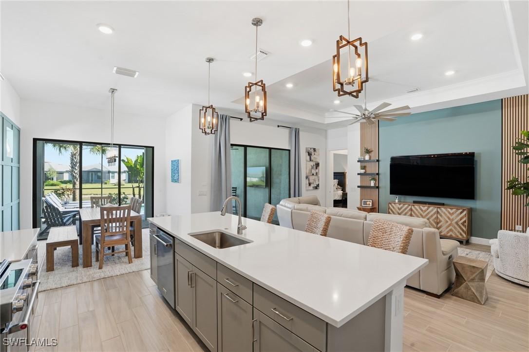 1872 Terreno Blvd., Naples, FL 34120