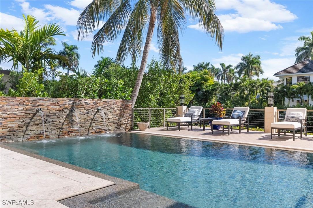 1441 Gulf Shore Blvd., Naples, FL 34102