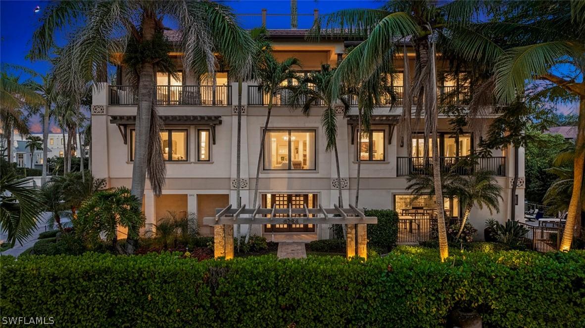 1441 Gulf Shore Blvd., Naples, FL 34102