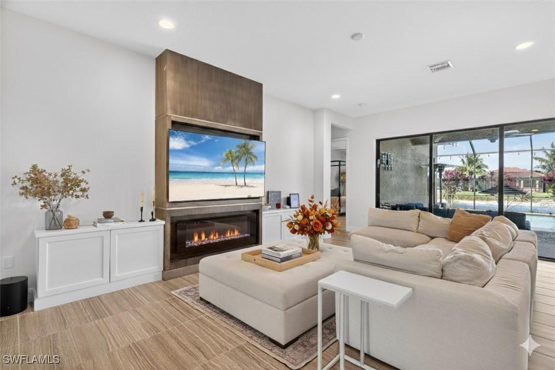 4126 Aspen Chase Dr., Naples, FL 34119