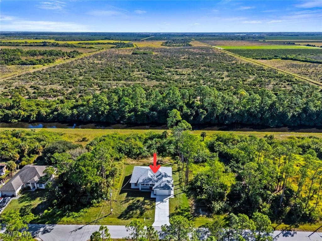425 Naples Ave., Lehigh Acres, FL 33974