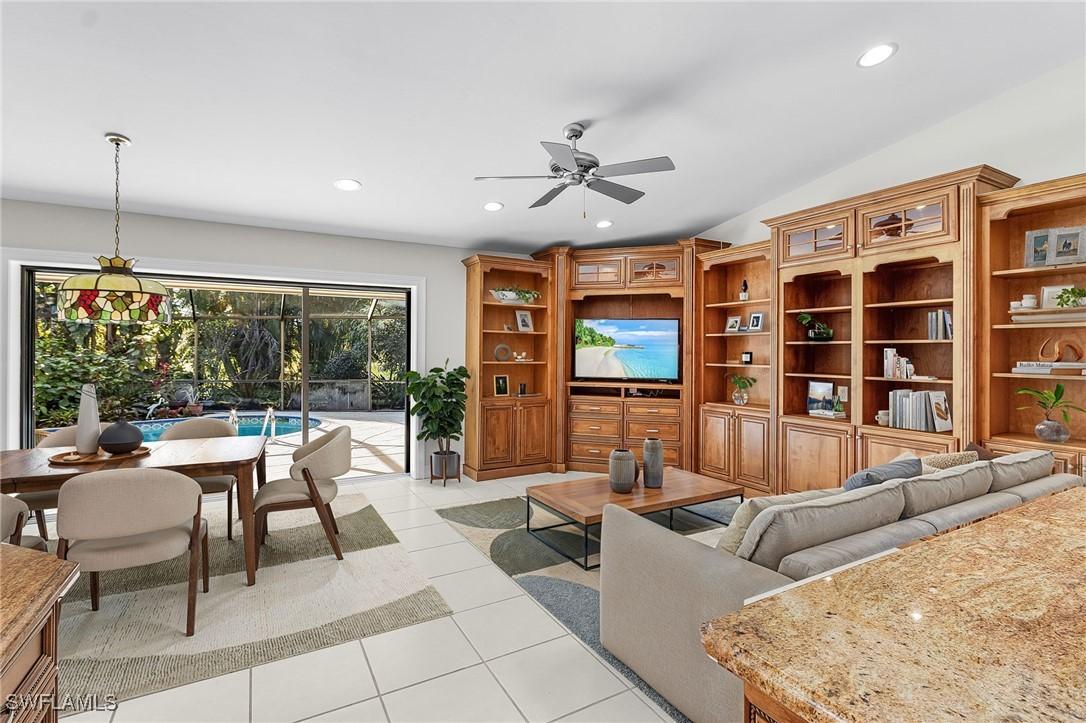 2377 Kings Lake Blvd., Naples, FL 34112