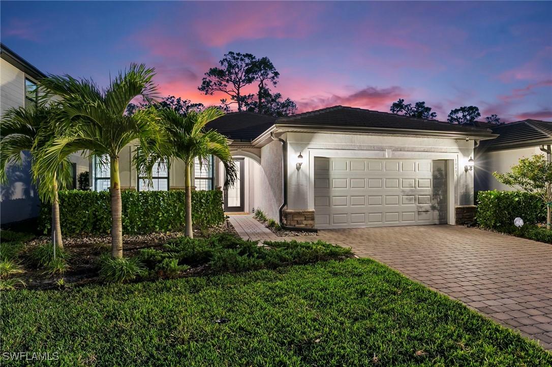 10483 Ventana Ln., Naples, FL 34120
