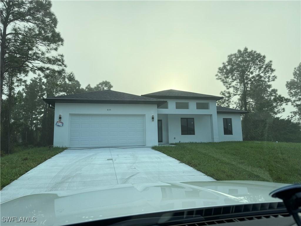 835 Burbank Ave., Lehigh Acres, FL 33974