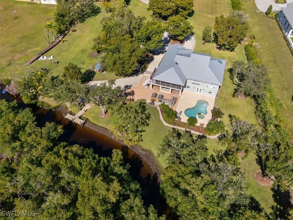 7209 Hendry Creek Dr., Fort Myers, FL 33908