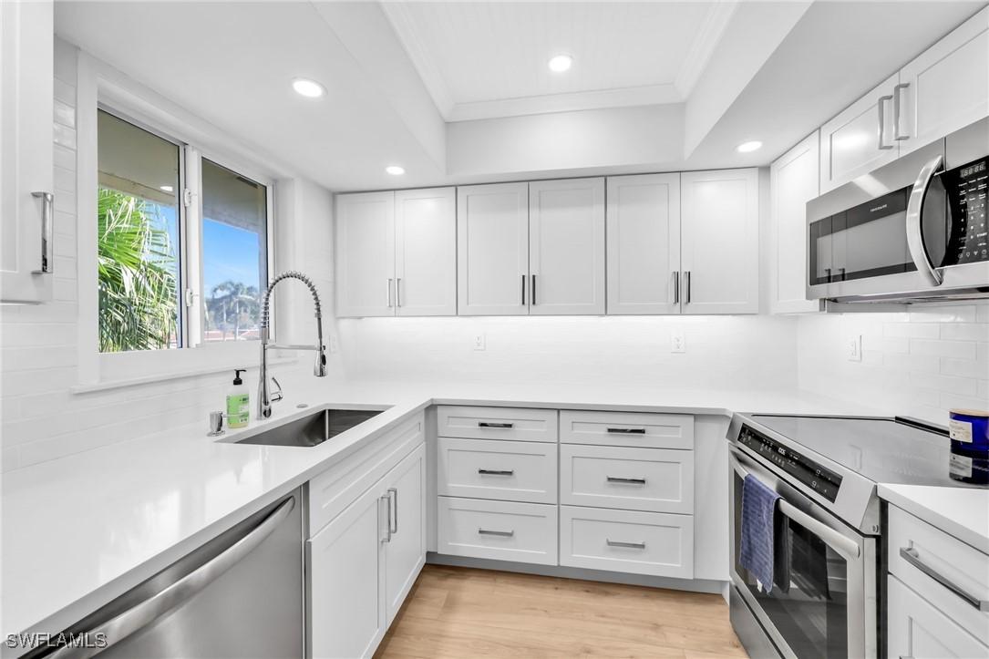 138 Teryl Rd. #4-2, Naples, FL 34112