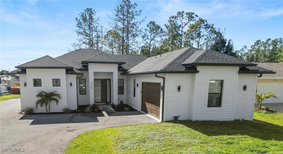 2740 35th Ave., Naples, FL 34120