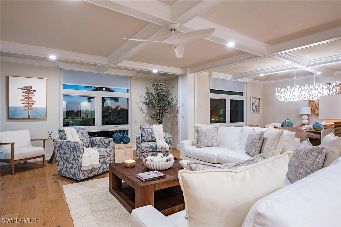 400 Park Shore Dr. #304, Naples, FL 34103