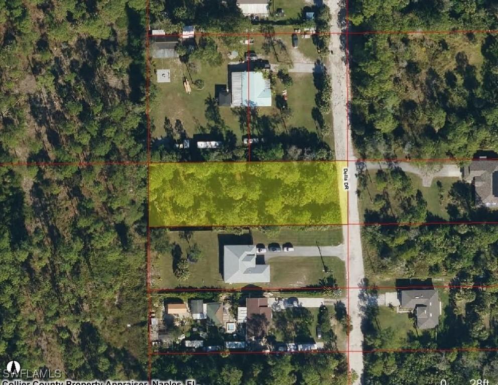 Della Dr., Naples, FL 34117