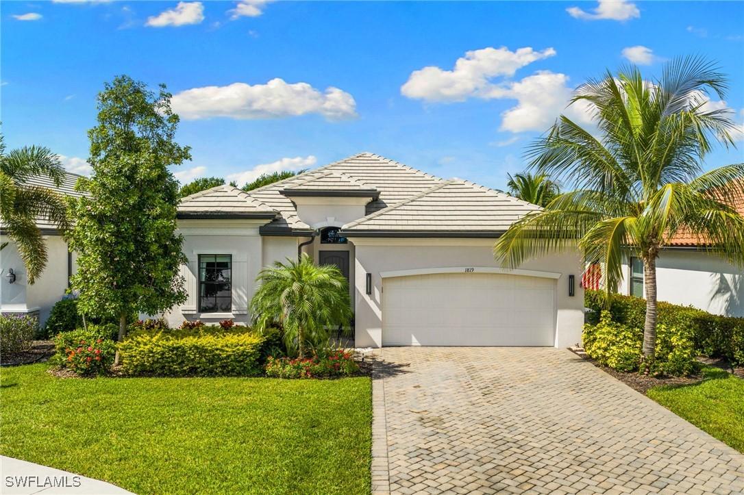1819 Mustique St., Naples, FL 34120