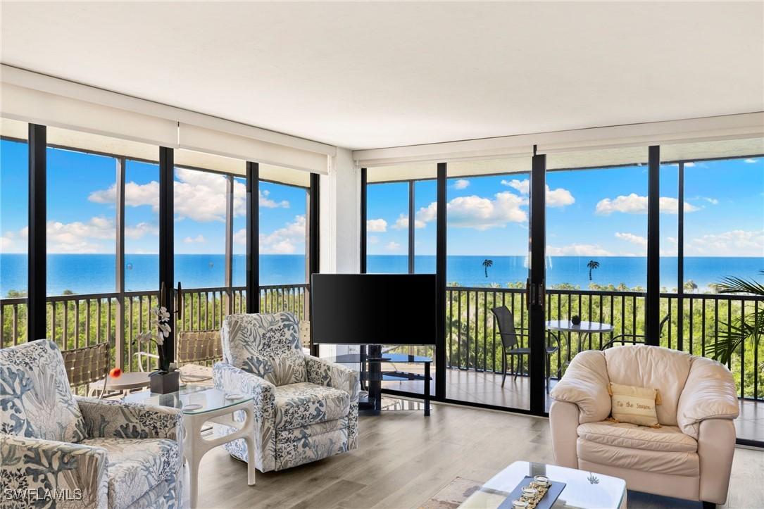 11 Bluebill Ave. #702, Naples, FL 34108