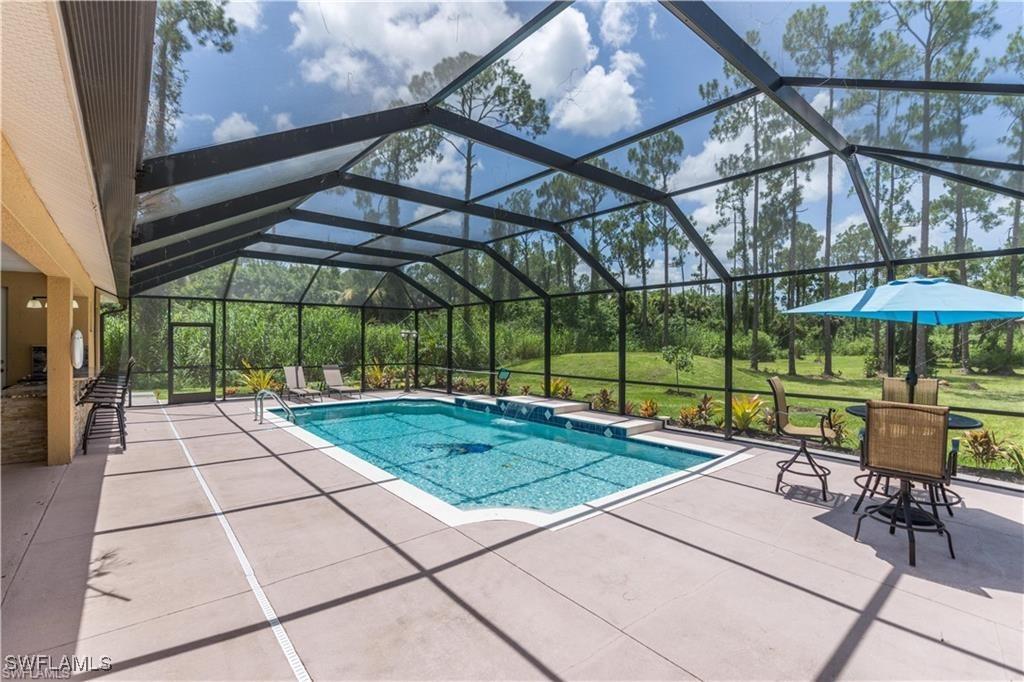 2960 10th Ave., Naples, FL 34120