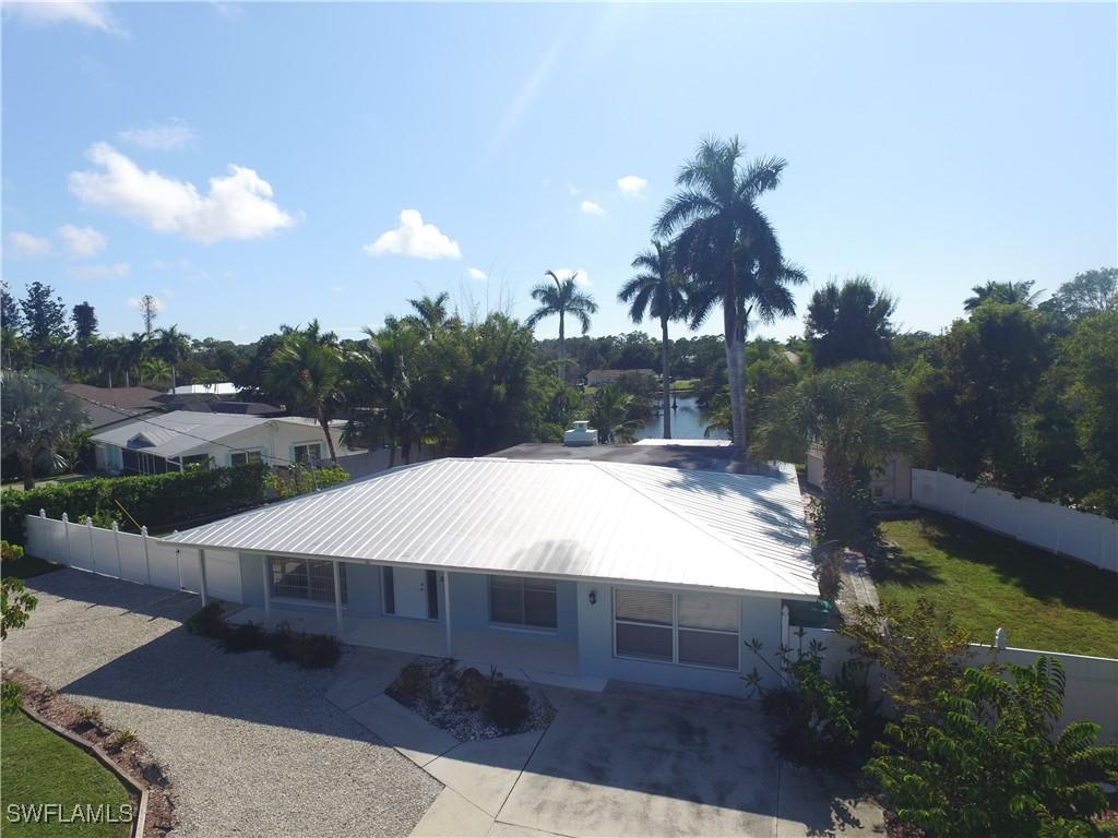 22 Constitution Dr., Naples, FL 34112