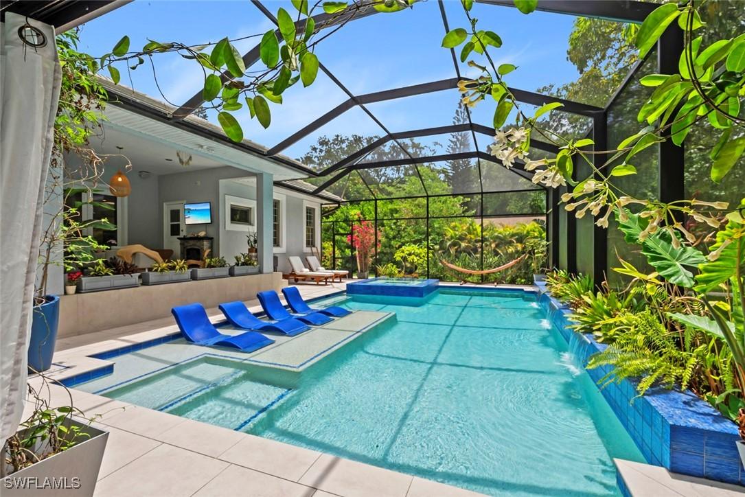 5730 Golden Gate Pkwy., Naples, FL 34116