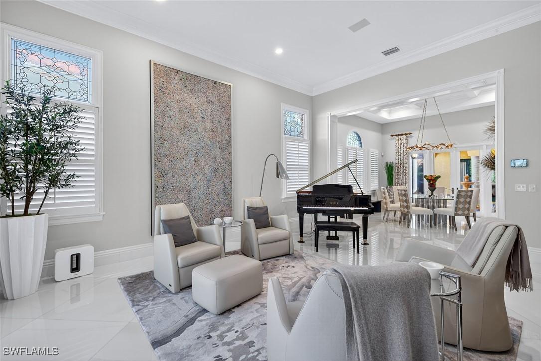 2757 Medallist Ln., Naples, FL 34109