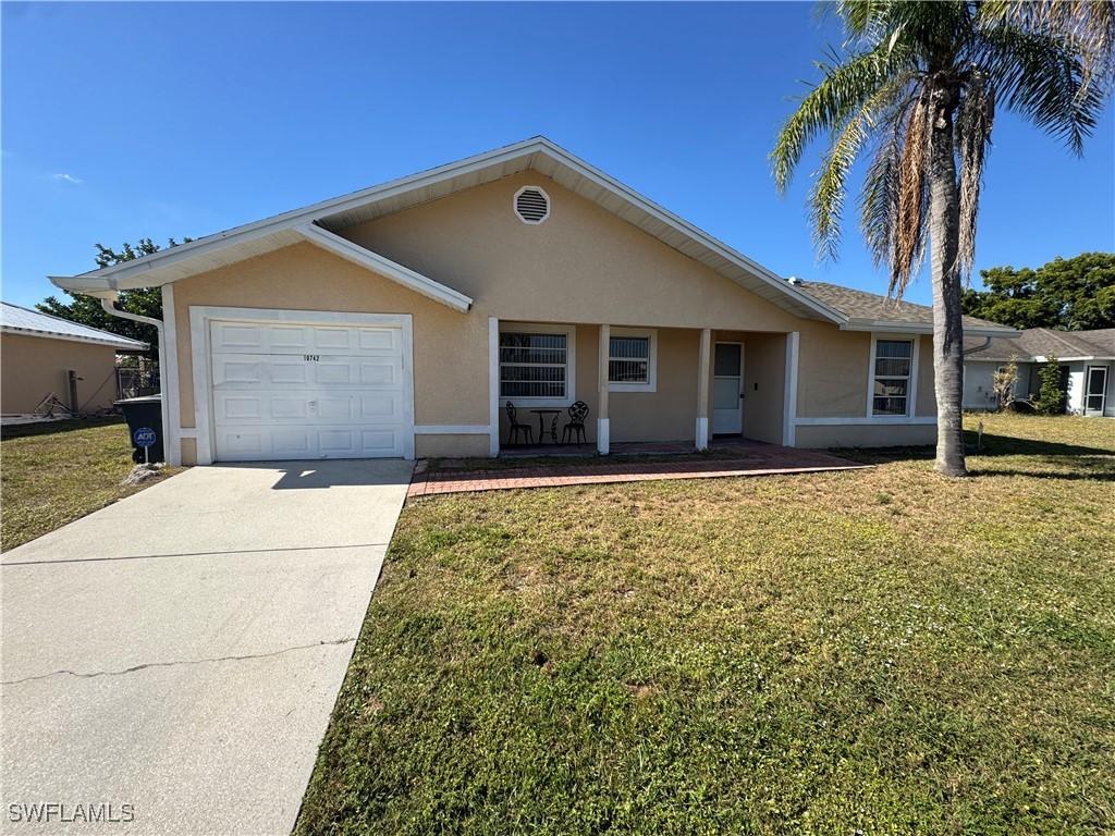 10742 Cocoatree Ct., Lehigh Acres, FL 33936