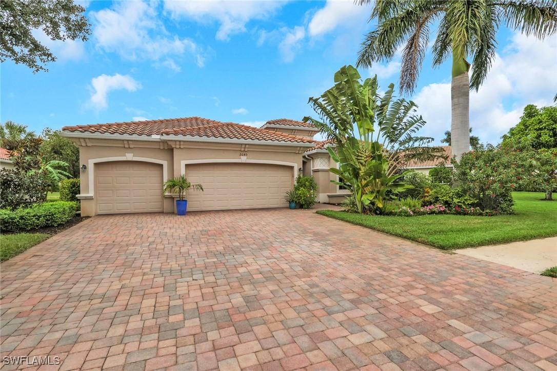 2045 Mandarin Ln., Naples, FL 34120